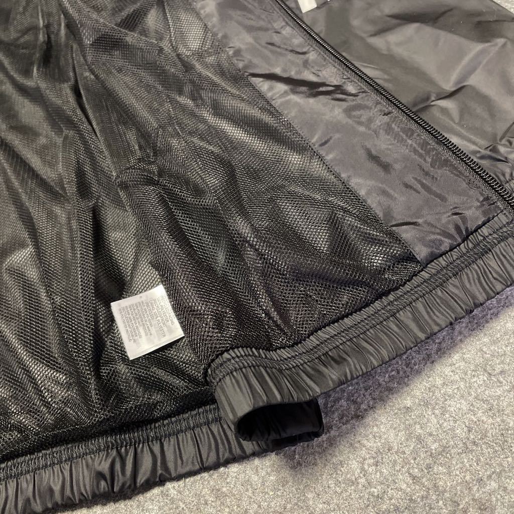 Lサイズ 新品 アディダス 上下セット ウィンドブレーカー Lサイズ 新品 アディダス 上下セット ウィンドブレーカー