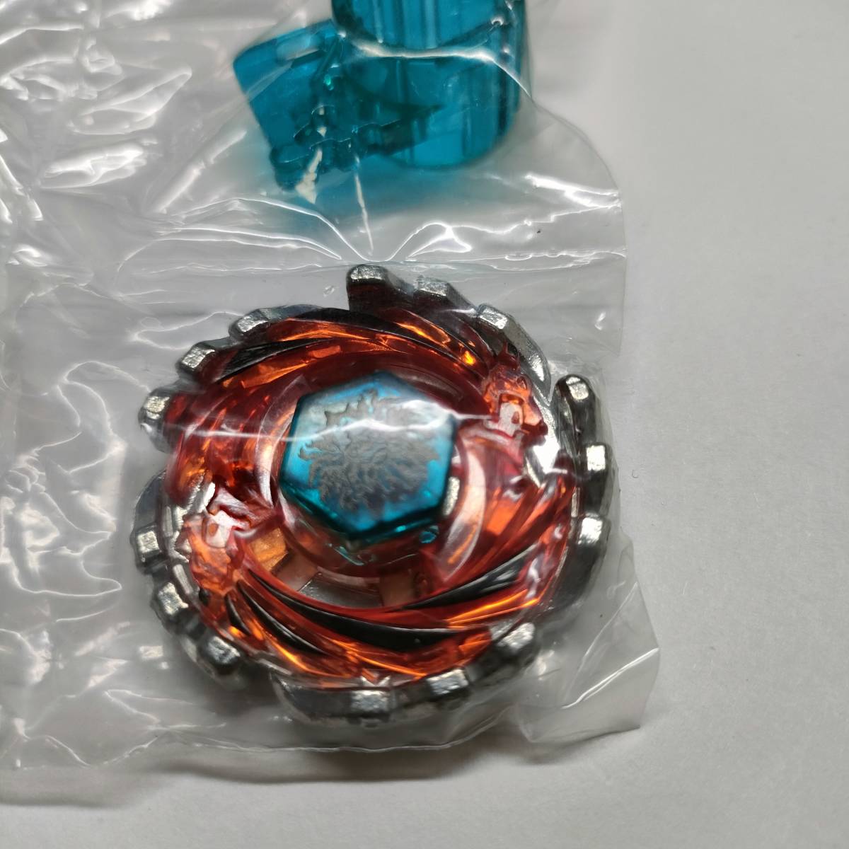 【新品未開封】 トルネードヘラクレオ 105F トルネードベイスタジアム付属 BB94 メタルファイト ベイブレード METALFIGHT BEYBLADE_画像2