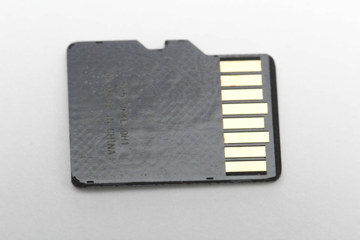 16GB microSDHC I カード auの画像2