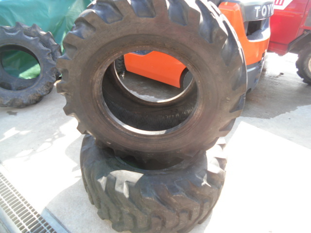 TOYO トーヨータイヤ 15.5/60-18 8PR G-15 2本 タイヤショベル