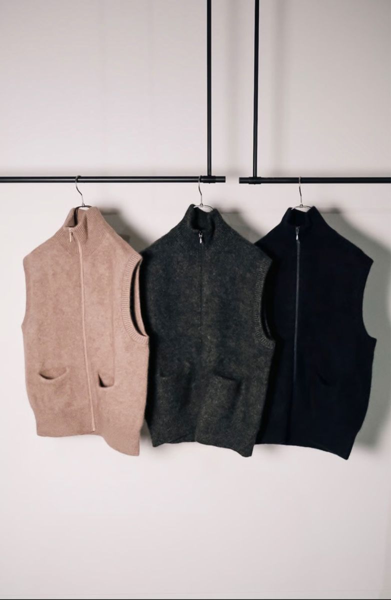 MAATEE&SONS CASHMERE 強圧縮 ZIP VEST MAATEE&SONS CASHMERE 強圧縮 ZIP VEST