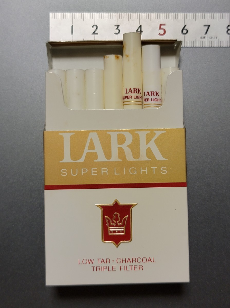 タバコ　サンプル　見本　模型　LARK ラーク　スーパーライト　_画像2