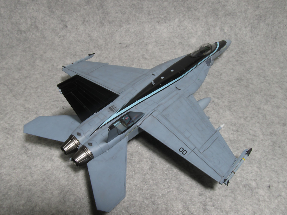 完成品 1/72 F/A-18E トップガン マーベリック仕様機_画像6