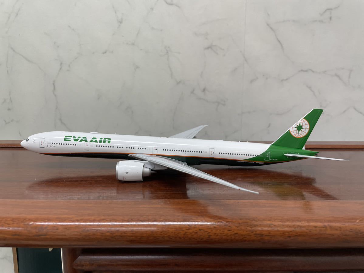 JCウイングス　EVERGREEN　EVA AIR　エバー航空　ボーイング　BOEING　777-300ER　1/200　_画像5