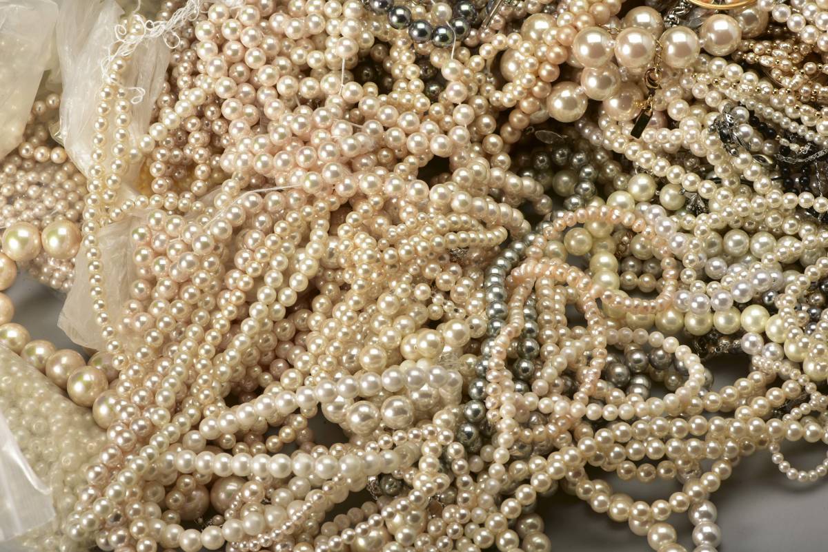 真珠アクセサリー　イミテーションパール・フェイクパール・淡水パール・ネックレス・ブローチ・大量まとめ売り約10.5kg・n1106785_画像10