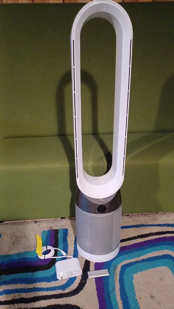 ダイソン dyson TP04 空気清浄機能付き扇風機 2019年製　タワーファン　フィルター綺麗　程度良好！_画像1