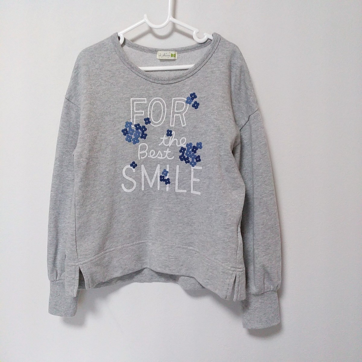 KP( knitted Planner ) lame flower embroidery sweatshirt 140