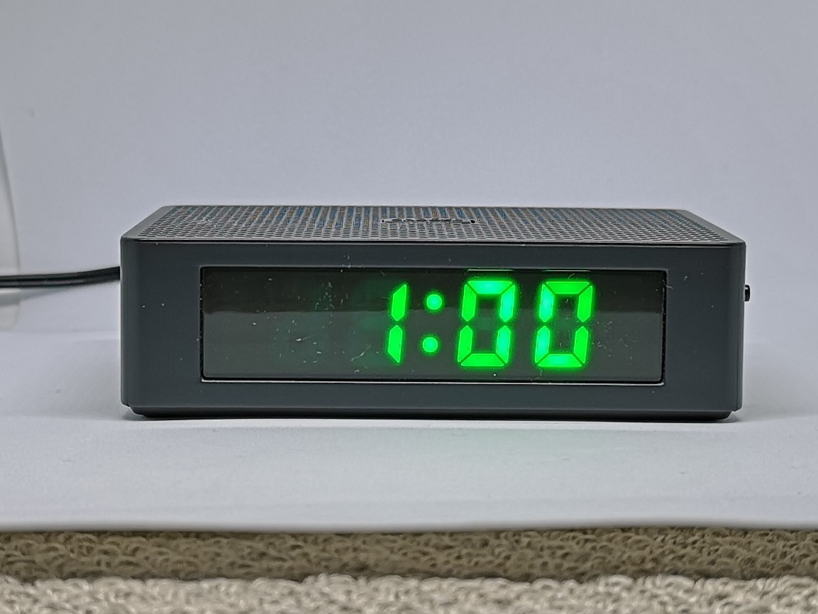 希少 無印良品 コンパクト大音量目覚まし時計 ブラック デジタル表示 置き時計 目覚まし時計 シンプル 置時計_画像9