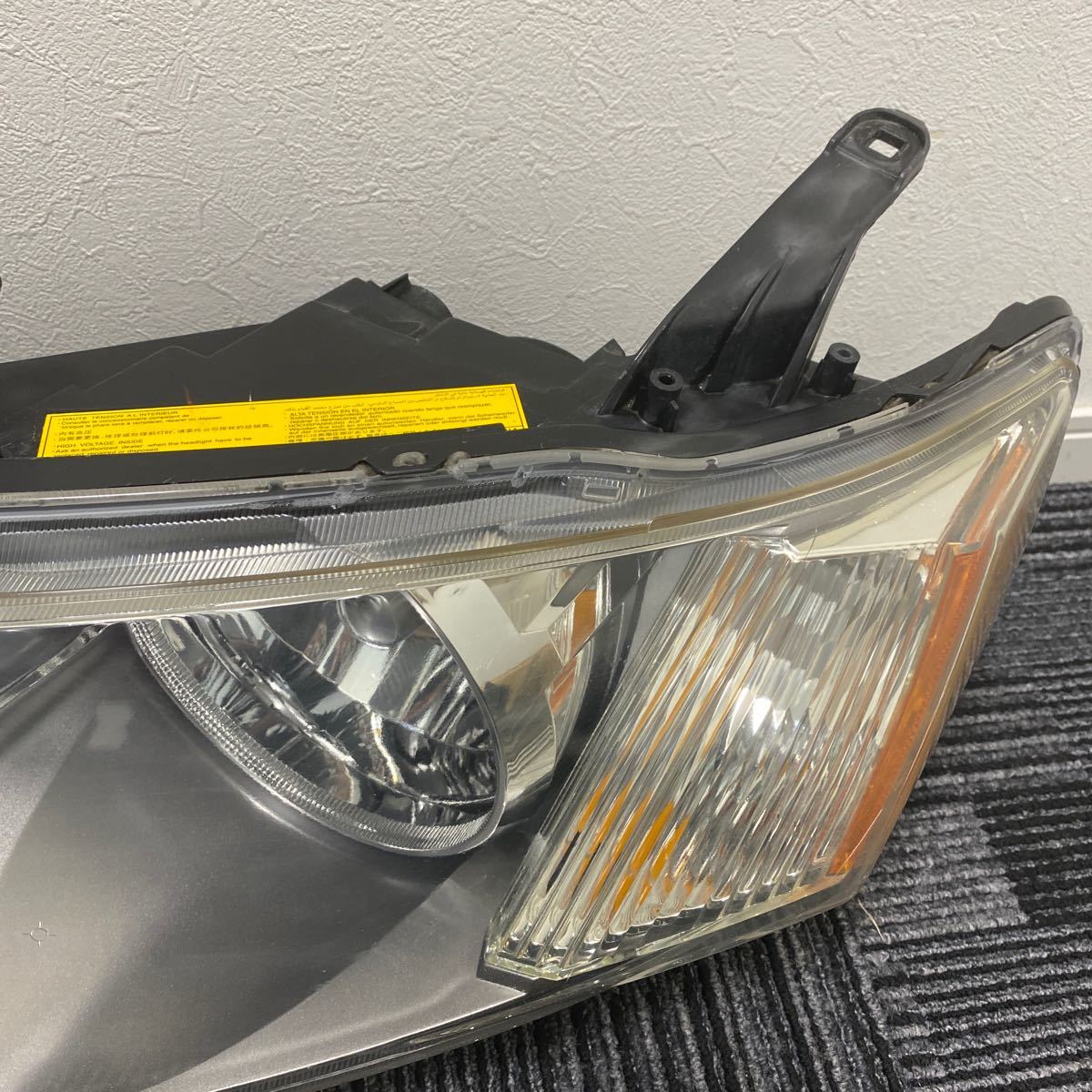 中古 三菱 CW5W アウトランダー 純正 左 助手席 HID キセノン ヘッドライトSTANLEY P5585 バーナー バラスト付き_画像4