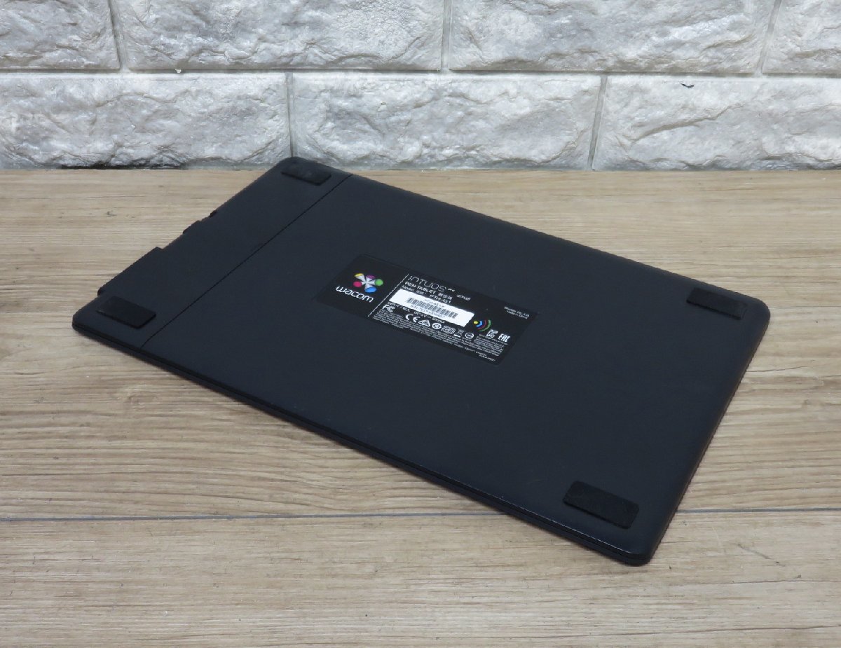 *{ secondhand goods }WACOM IntuosPro PTH-451 pen less [t23113018]