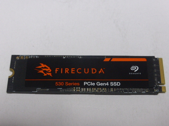 Seagate Fire Cuda 530 SSD M.2 NVMe Gen 4x4 2000GB(2TB) 電源投入回数64回 使用時間216時間 正常100% ZP2000GM30013 中古品です_画像1