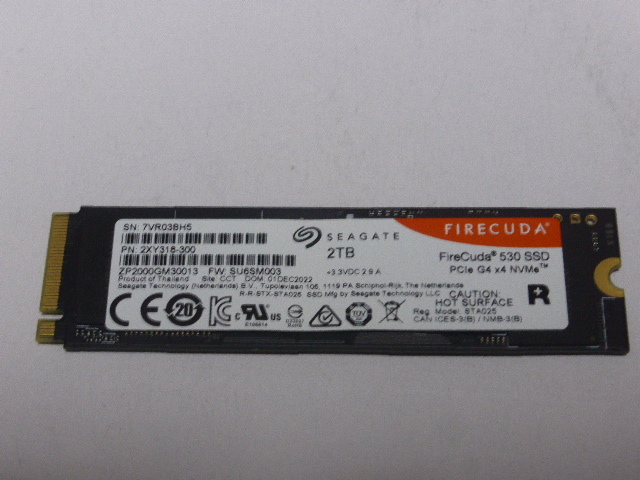Seagate Fire Cuda 530 SSD M.2 NVMe Gen 4x4 2000GB(2TB) 電源投入回数64回 使用時間216時間 正常100% ZP2000GM30013 中古品です_画像2