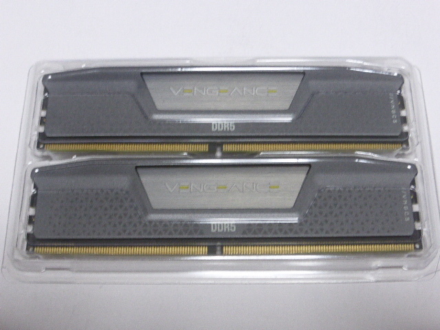 メモリ デスクトップパソコン用 CORSAIR DDR5-5200 PC5-41600 16GBx2枚 合計32GB 起動確認済みです CMK32GX5M2B5200Z40_画像4