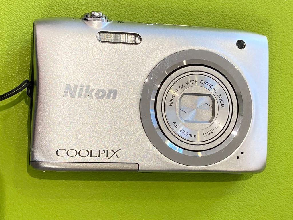 【動作確認済み】Nikon ニコン COOLPIX A100 コンパクトデジカメ クールピクス SDカード付 _画像2