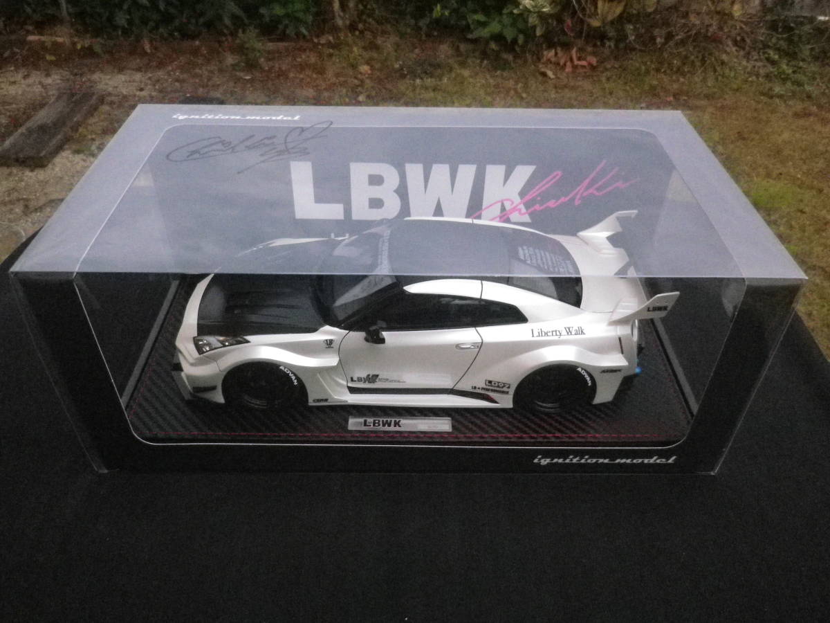 絶版！IG 1/18 オンライン限定 LB-Silhouette WORKS GT Nissan 日産 35GT-RR White With Ms. Chisaki Kato R35 加藤チサキ 2358 _画像4