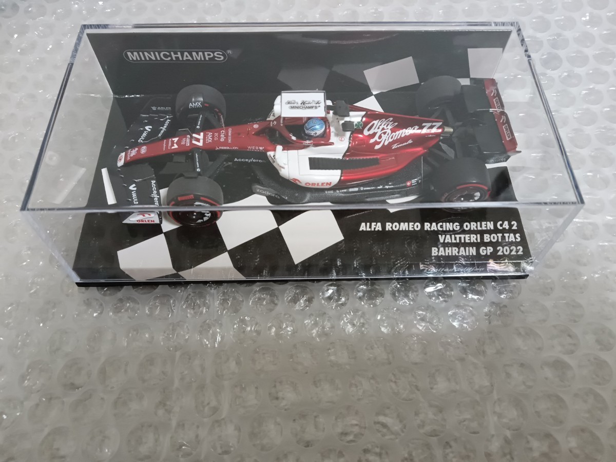 　Alfa Romeo　RACING　C42 ミニチャンプス1/43バーレーンGP V.ボッタス　アルファロメオC42　2022 600個限定_画像2