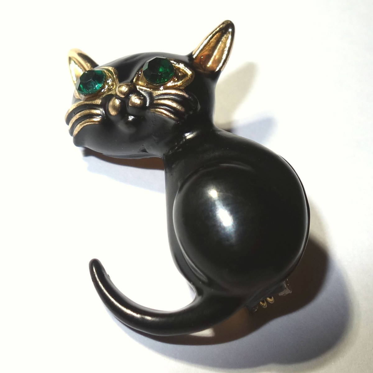 黒猫　クロネコ　ねこ　子猫　ネコ　緑色　ラインストーン　ブローチ　コサージュ　ピンバッジ　ラペルピン　キャット　安全ピン_画像6