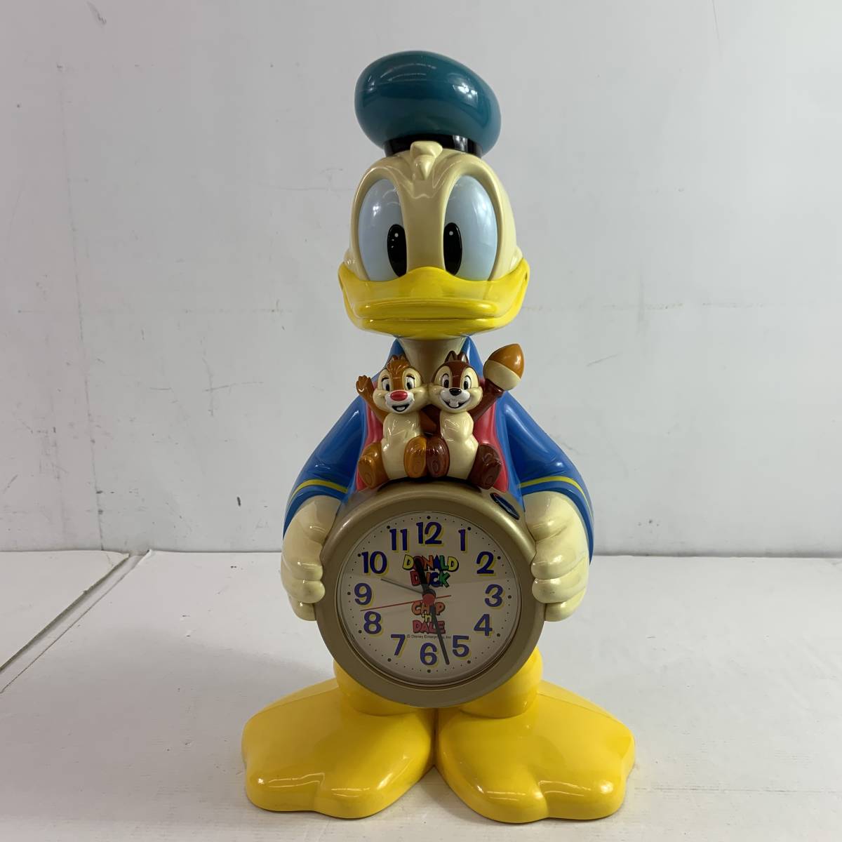 (22532) ■ SEIKO Disney Time ディズニータイム ドナルドダックとチップとデール 大型目覚まし置き時計 FD417A 中古品_画像1