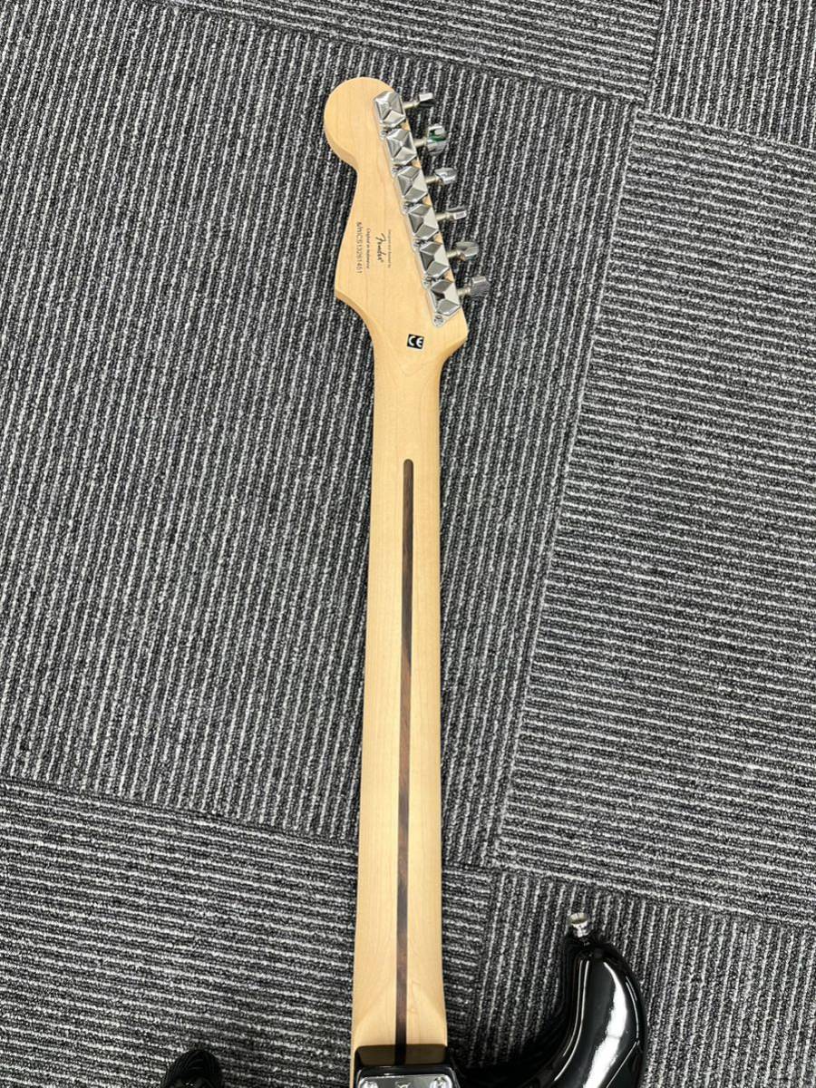 & Squier by fender スクワイア バイ フェンダー ストラトキャスター エレキギター ブラック系 中古品 動作未確認_画像6