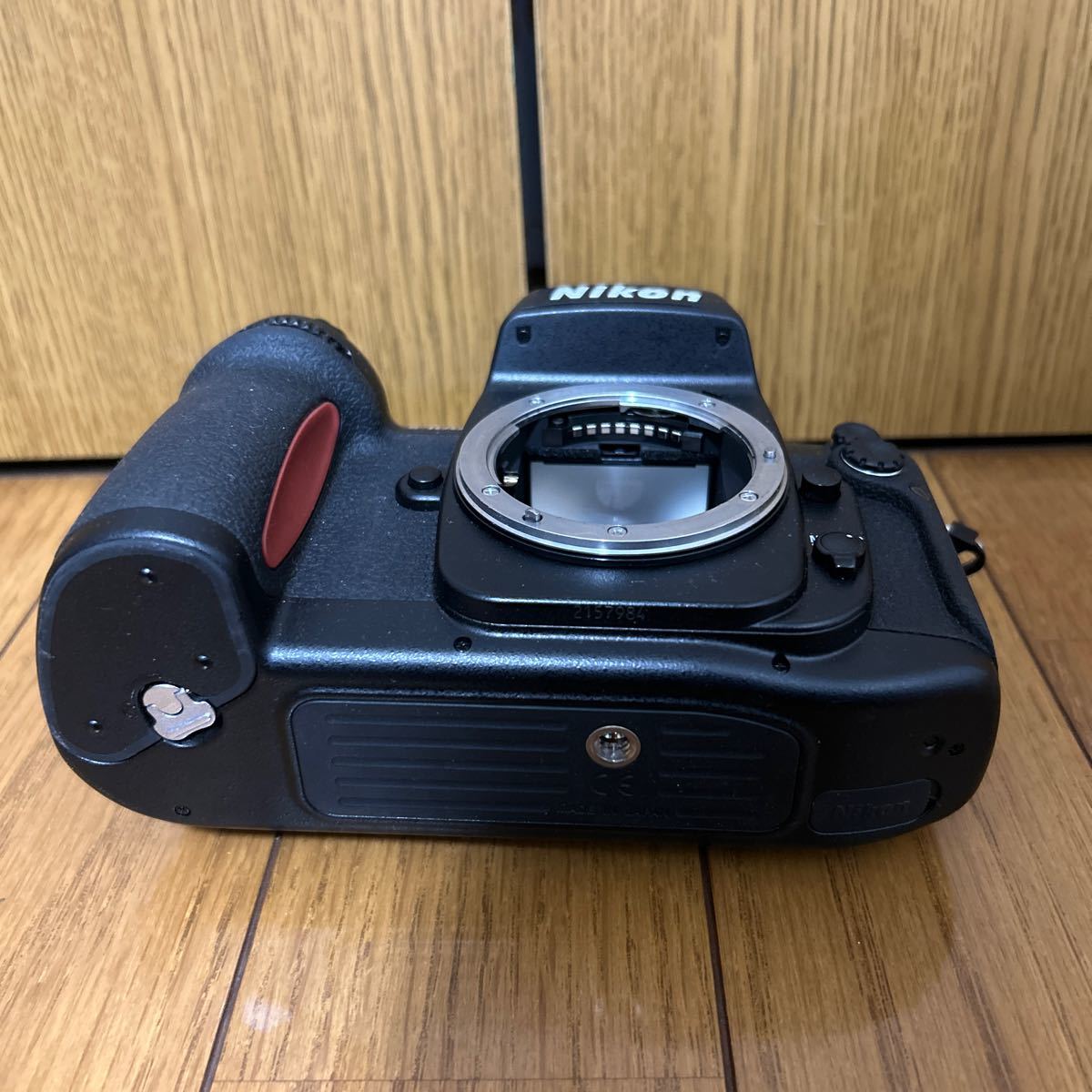 ジャンク　Nikon ニコン ボディ カメラ F100_画像4