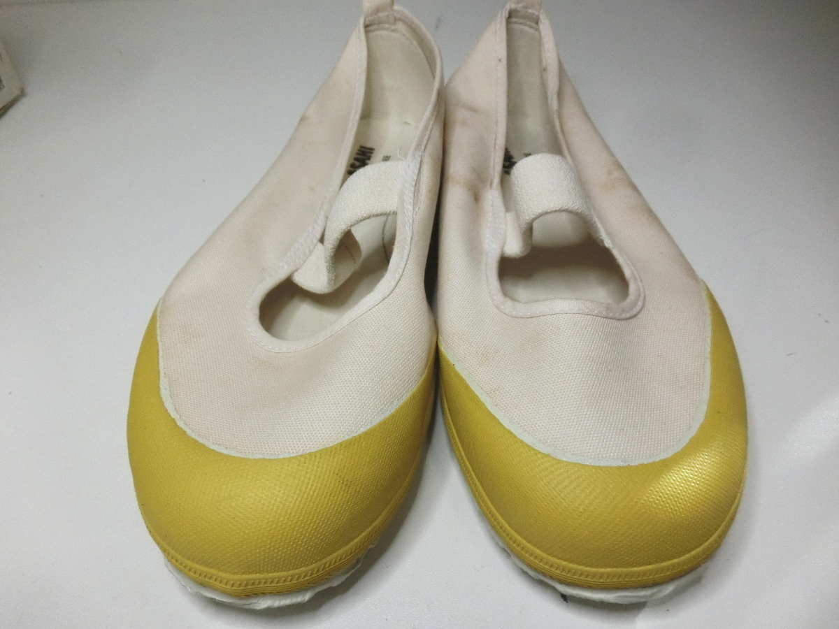 [.. equipped ] new goods ASAHI 25.5cm on shoes indoor shoes yellow yellow physical training pavilion shoes shipping 60 size 