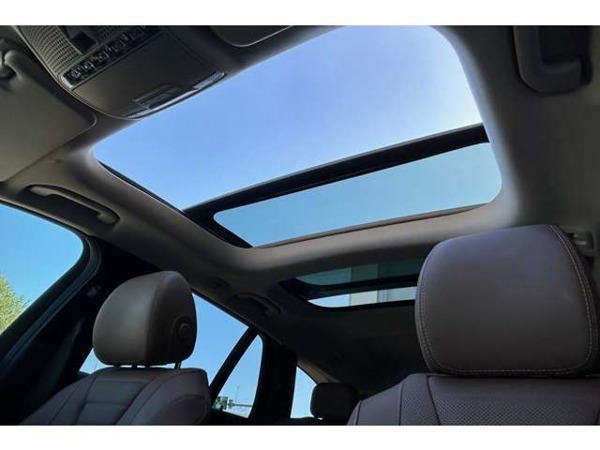 「Eクラスオールテレイン E220d 4マチック ローレウスエディション ディーゼルターボ 4WD 自社下取り　ワンオーナー　ブラウンレザー」の画像3