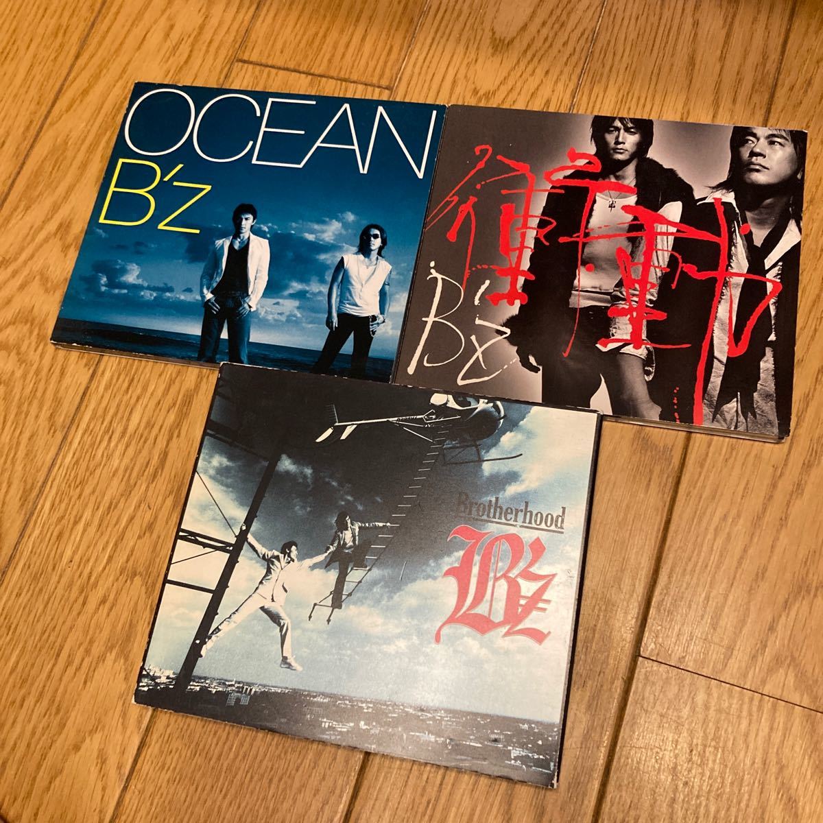 B'z/Brotherhood OCEAN 衝動　中古CD3枚まとめ　ビーズ_画像1