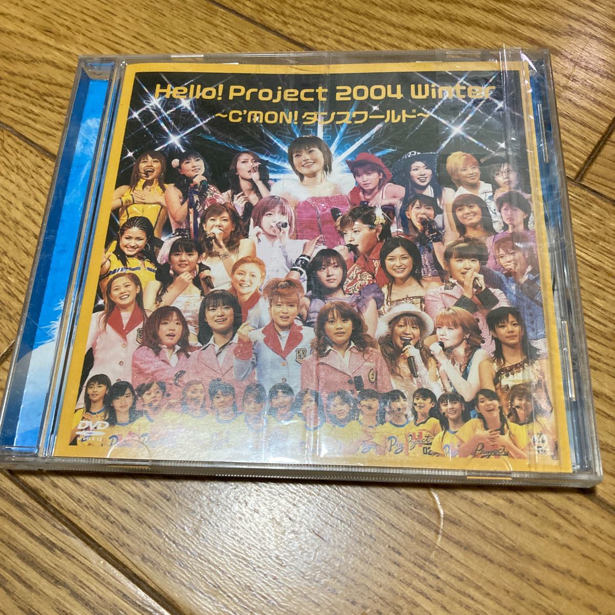 Hello!Project 2004 Winter～C'MON!ダンスワールド～　中古CD モーニング娘。_画像1