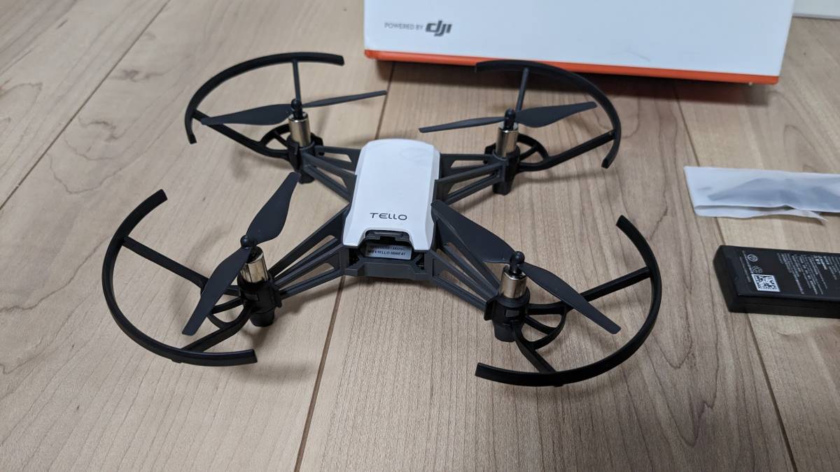 DJI Ryze Technology Tello ドローン 100g以下 テロー カメラ付 トイドローン