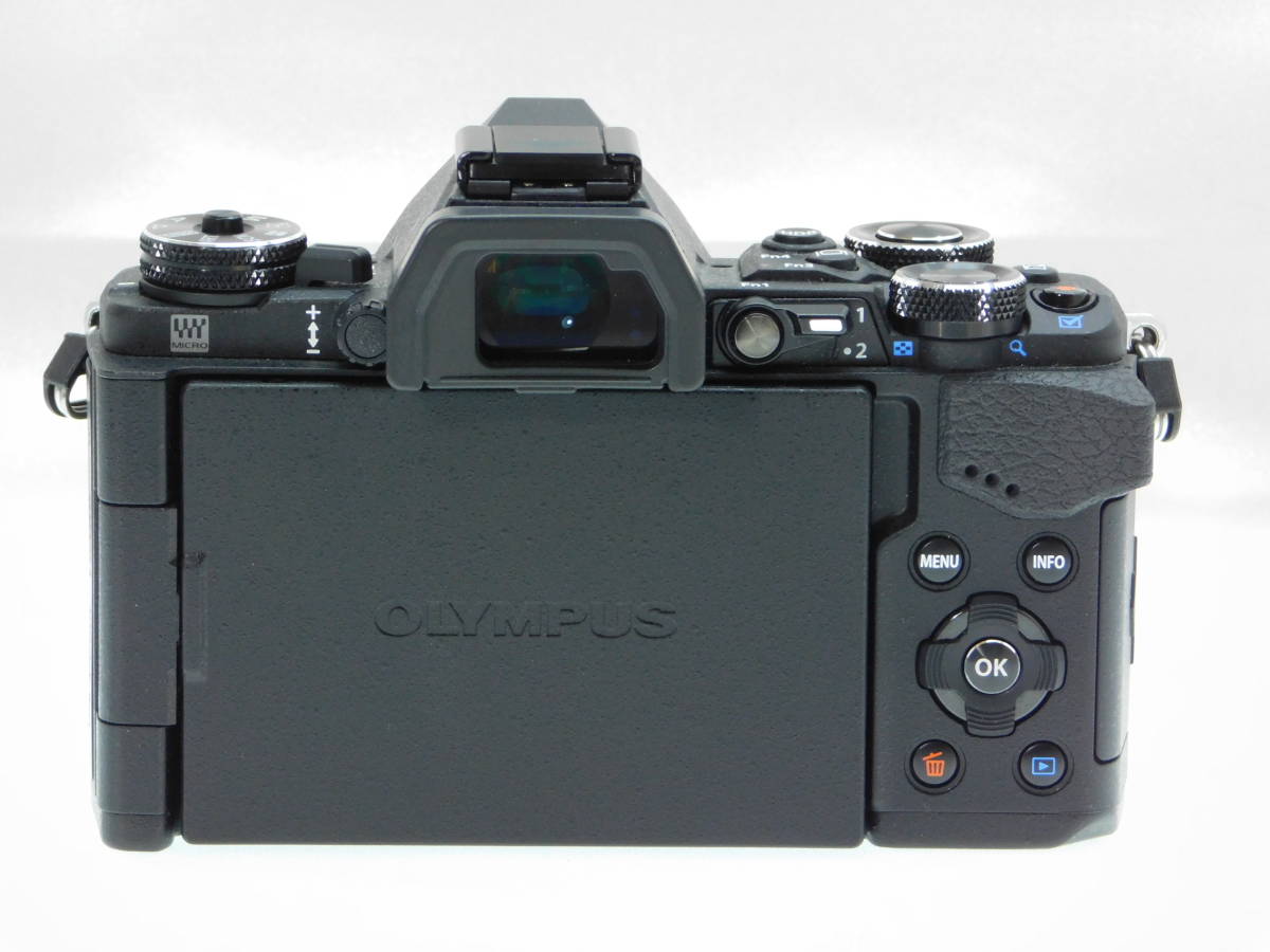 ■極上品■ OLYMPUS オリンパス OM-D E-M5 MarkII ボディ ☆シャッター回数わずか 約 6,195回！ ＃7399_画像6