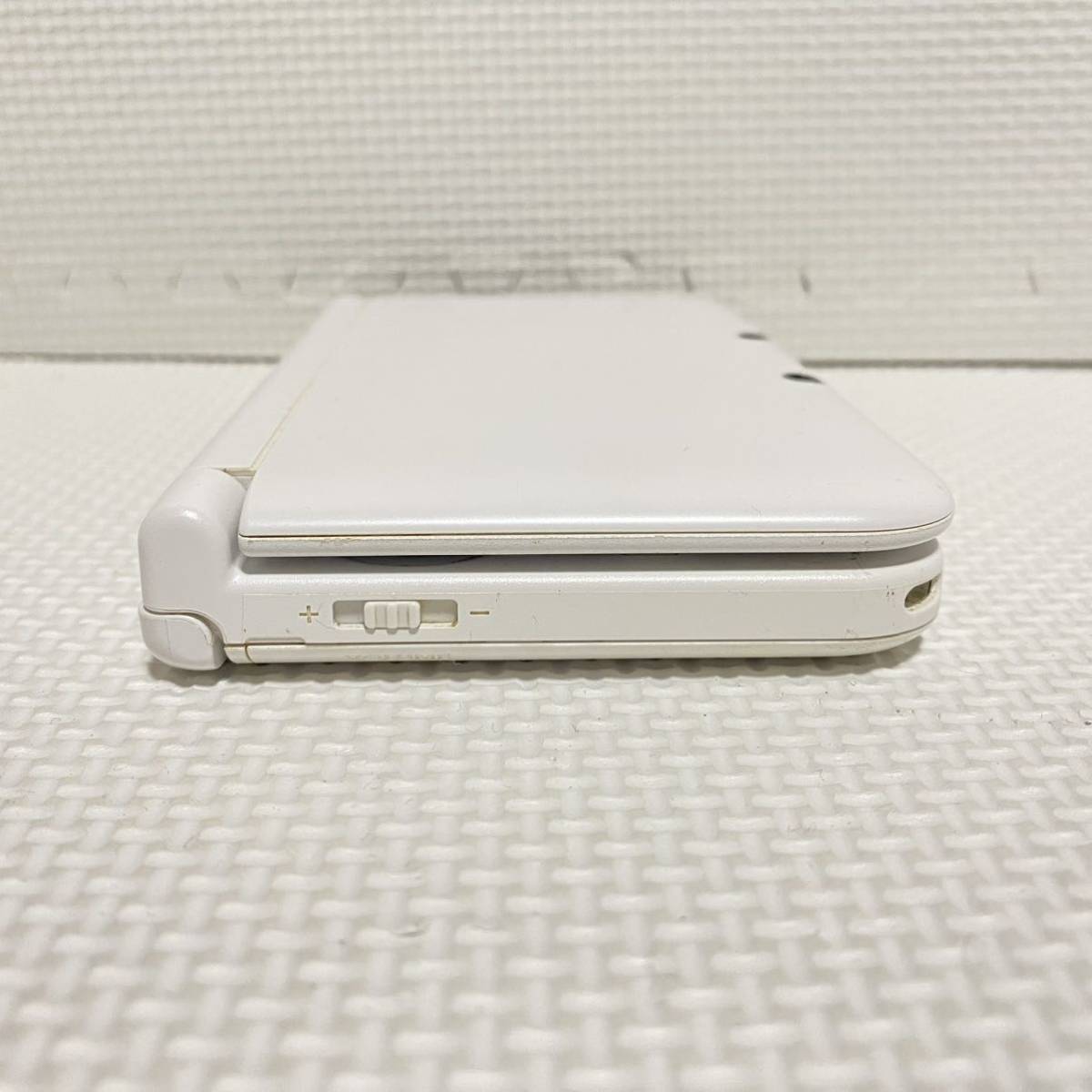 1円☆ ニンテンドー3DS LL ホワイト Nintendo 任天堂 充電器 ACアダプタ タッチペン SPR-001(JPN) ゲーム機 本体 DS 3DSLL _画像6