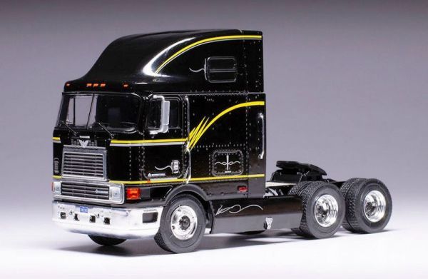 【イクソ】 1/43 インターナショナル EAGLE CABOVER 1995 ブラック [TR169]★未開封新品！_画像1