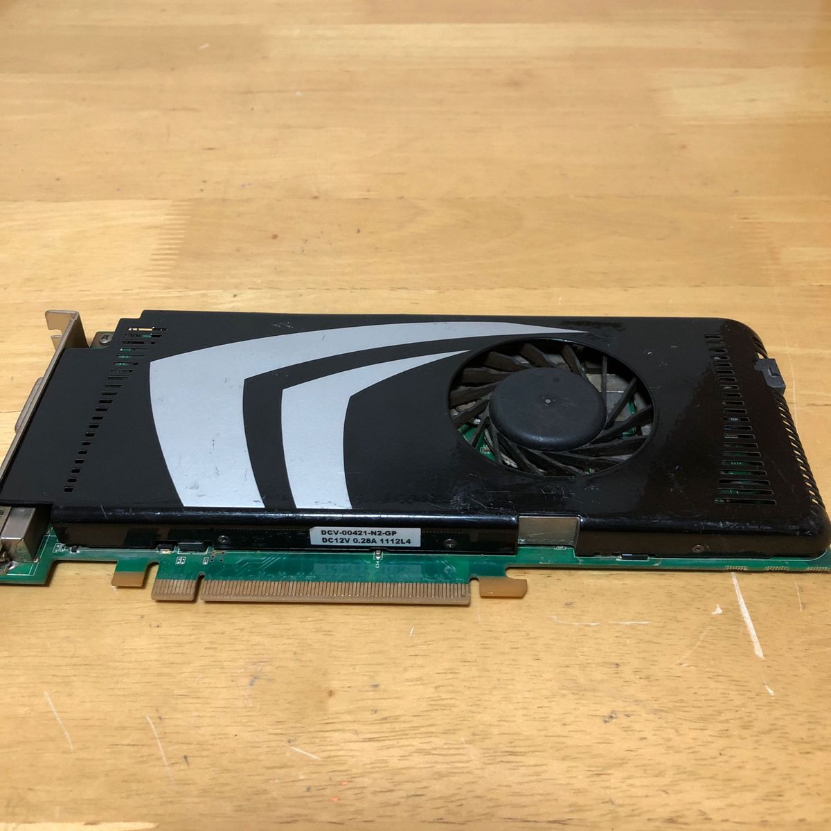 GeForce 9600 GT. (082)