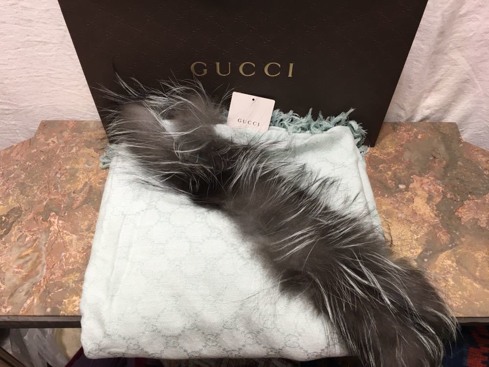 GUCCI GG CHECK PATTERNED FOX FUR LARGE SIZE SHAWL MADE IN ITALY/グッチGG柄フォックスファー大判ショール(ストール)_画像5