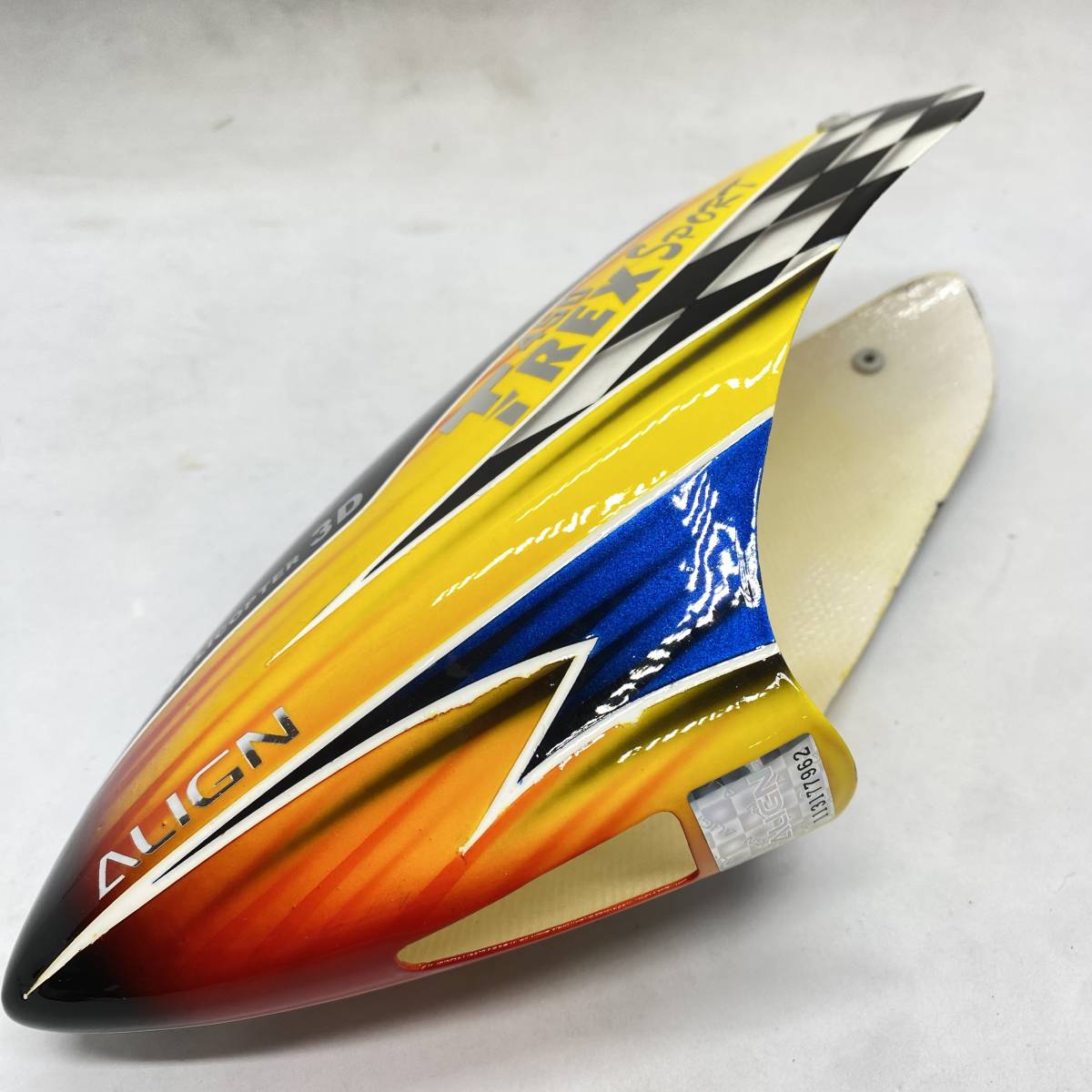 ▲ ALIGN アライン TREX 450 Painted Canopy ラジコンヘリ ボディ 美品 カスタム HC4101T 現状品 ▲ N11738_画像3