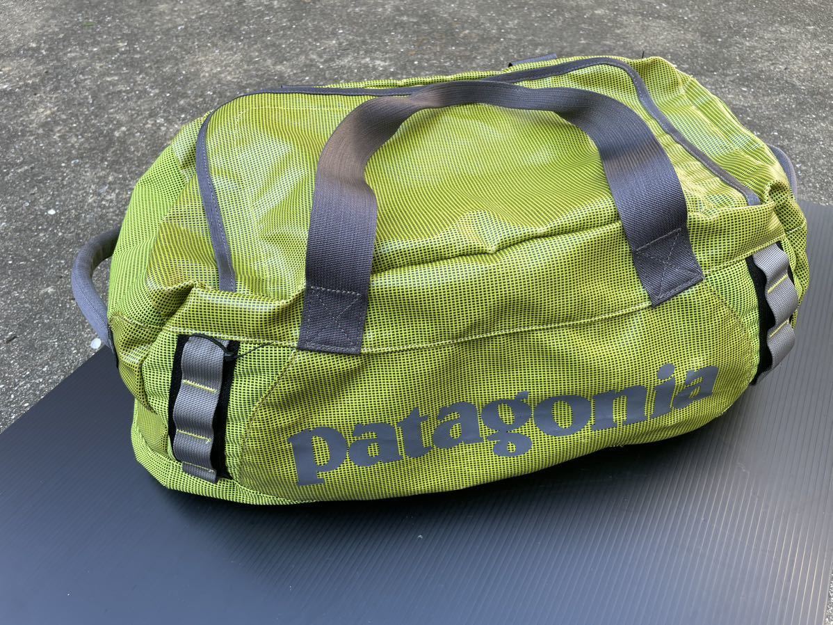 パタゴニア patagonia ブラックホールダッフル　45L _画像2