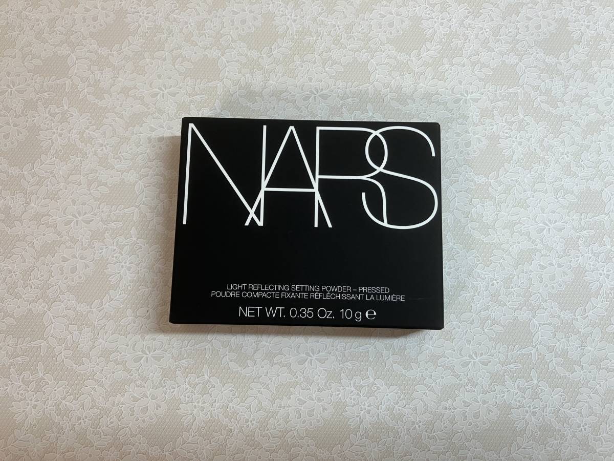 【未使用品】 NARS ナーズ ライトリフレクティング セッティング パウダー プレスト N 10g_画像1