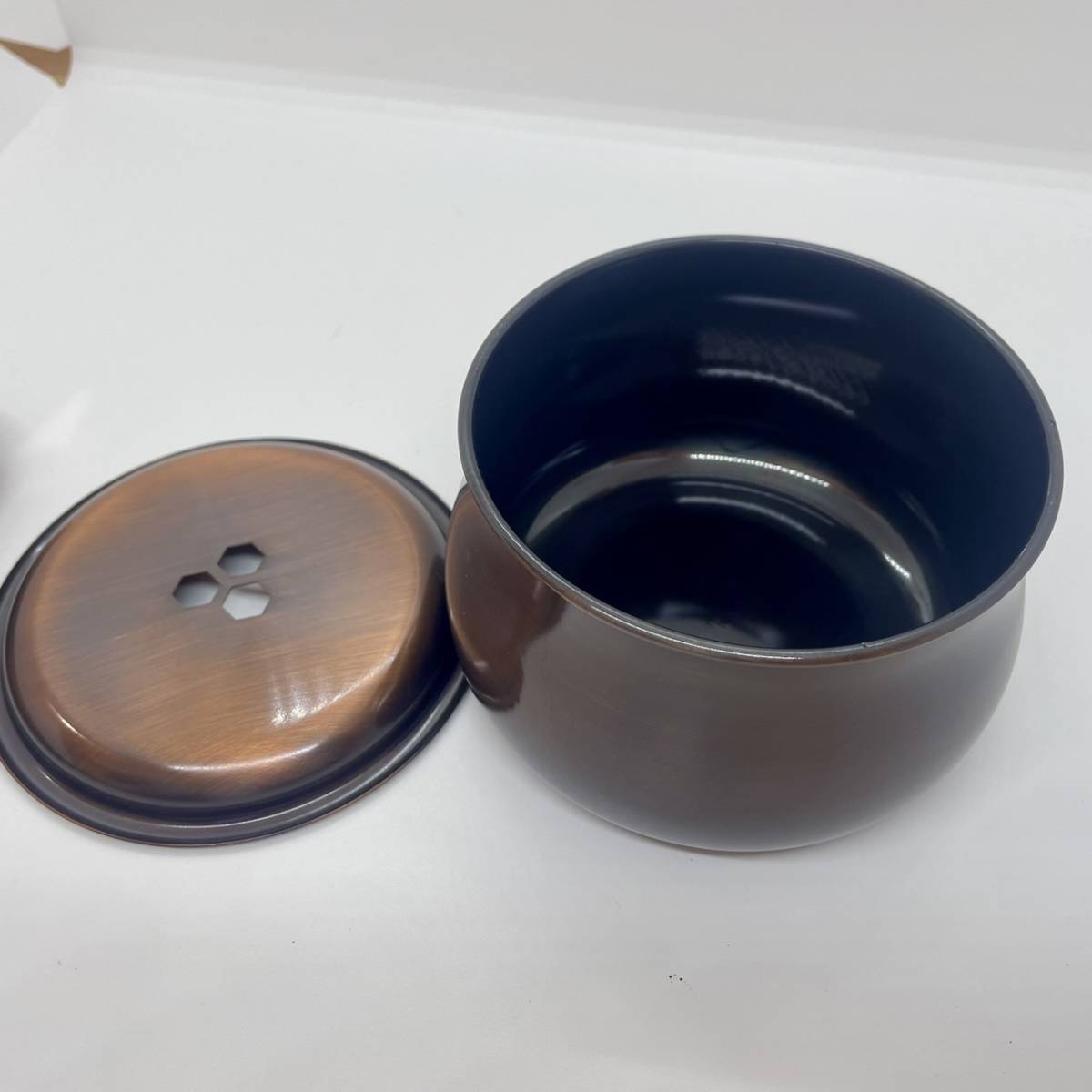 #6130A　茶器　銅製品　純銅　茶こぼし　茶托　おしぼり置き　茶托　美幸堂　いぶし銀　銀川堂_画像2