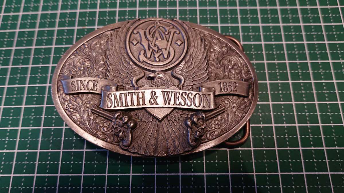 * Smith & Wesson belt buckle American made 