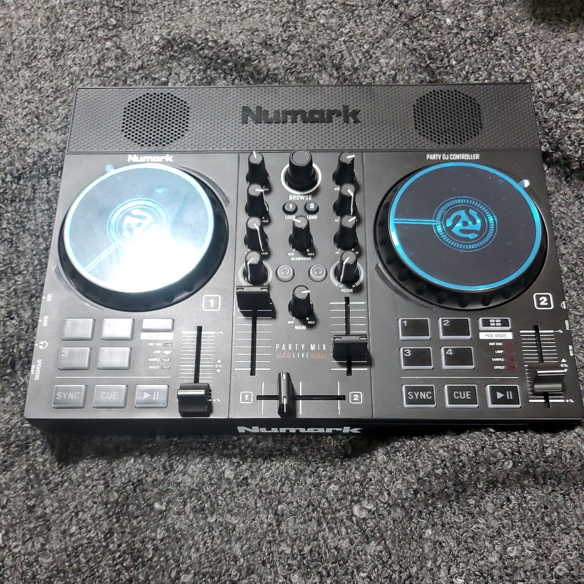 Numark Party Mix Live　中古　美品　動作確認済み_画像1