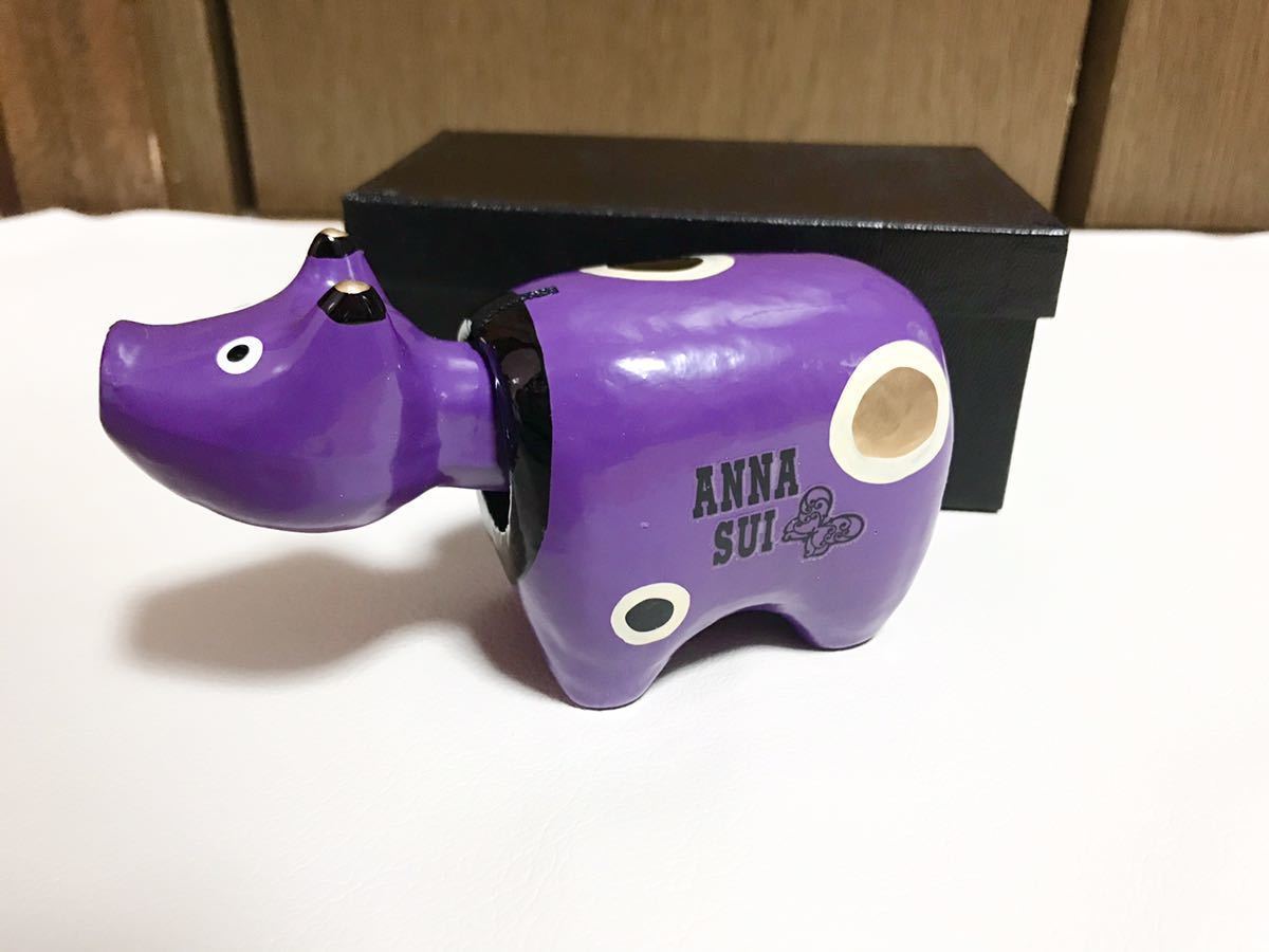 新品 非売品 ANNA SUI アナスイベコ ノベルティグッズ 紫ベコ アナスイ×張子の赤ベコ インテリア 民芸品 紫 パープル 福島 赤べこ コラボ_出品にあたり、撮影のため開封しました