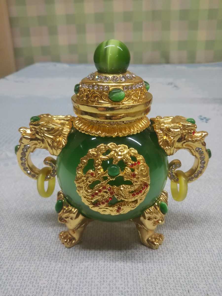 中国　　　 キャッツアイ　　猫目石　　 飾り石 置物 香炉 装飾 インテリア 　　　重さ1１２９g 　　　高さ約１２Cm　　_画像7