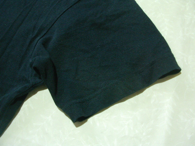 ssy7594 ユニクロ UNIQLO 半袖 Tシャツ ブラック ■ Vネック ■ 無地 シンプル インナー Mサイズ 綿混素材_画像7