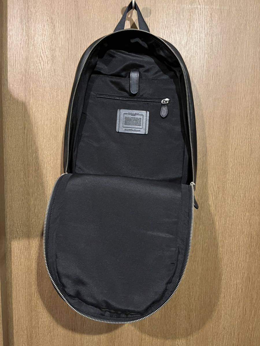 COACH コーチ ロゴ型押し レザー リュック バックパック ブラック チャールズ 美品