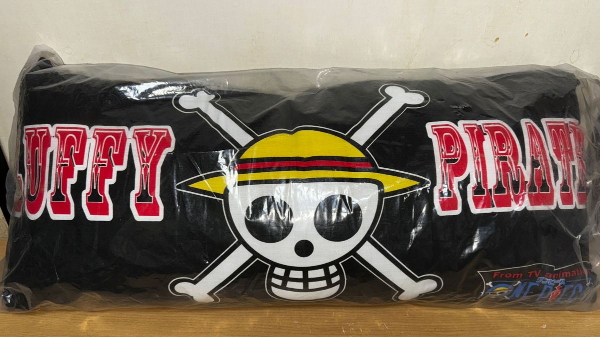 超激レア ONE PIECE ワンピース 海賊ロゴ クッション LUFFY ルフィ PIRATES パイレーツ ゲーセン 枕同梱可