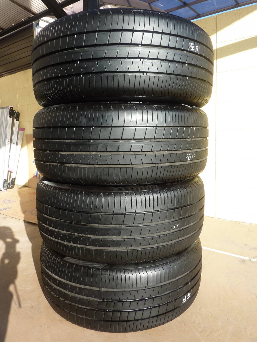 235/45R18 ダンロップ　ビューロ　VEURO VE304■4本（23年製×2本、22年製×2本）■溝7mm以上■程度良好_画像1