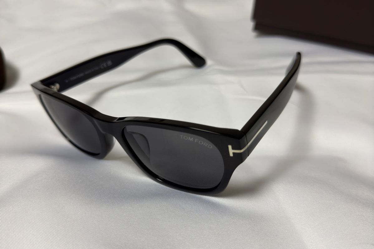 Tom Ford サングラス FT0959-D 01A