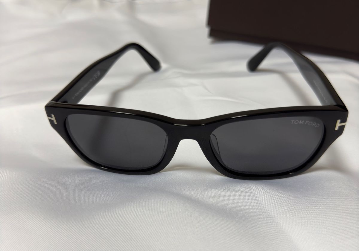 Tom Ford サングラス FT0959-D 01A