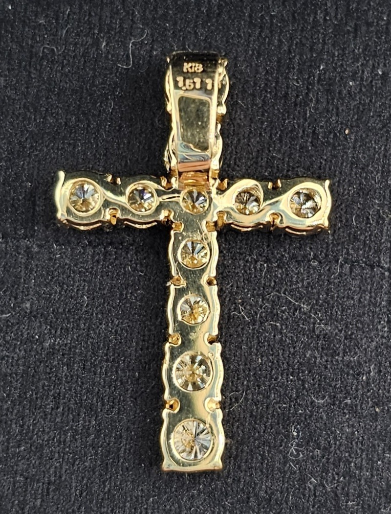 人気ブランドバ40代 39500円 新品♪参考価格128万円♪ダイヤモンドクロス1.511ct ダイヤモンド