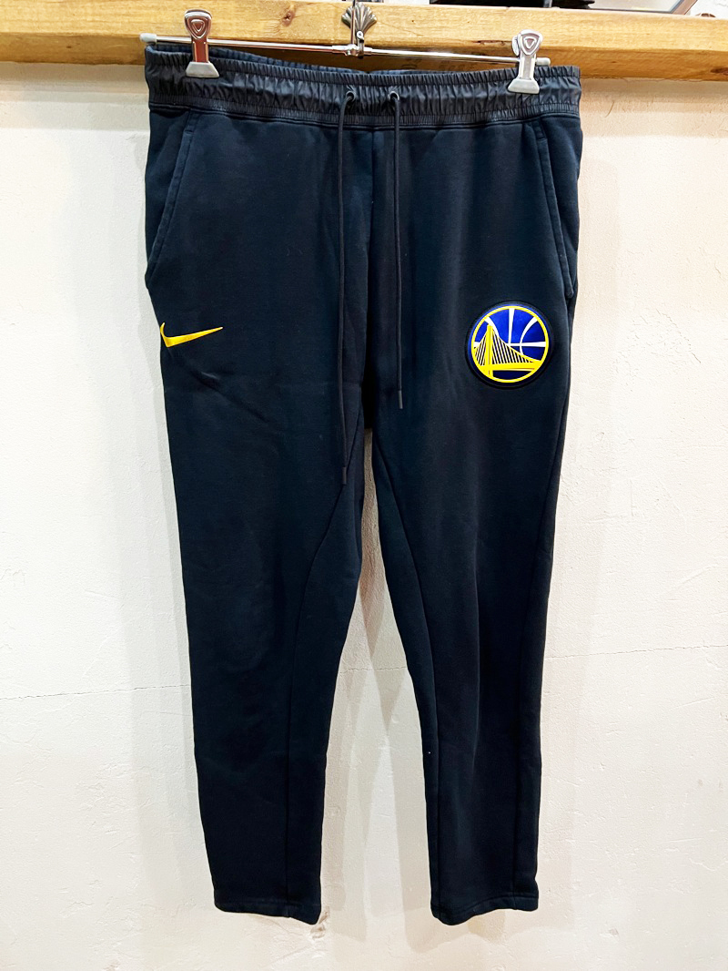 ★NIKE/ナイキ NBA18年モデルGolden State Warriors セットアップ ゴールデンステイトウォリアーズ ショータイム パーカー×パンツ XL★_画像7